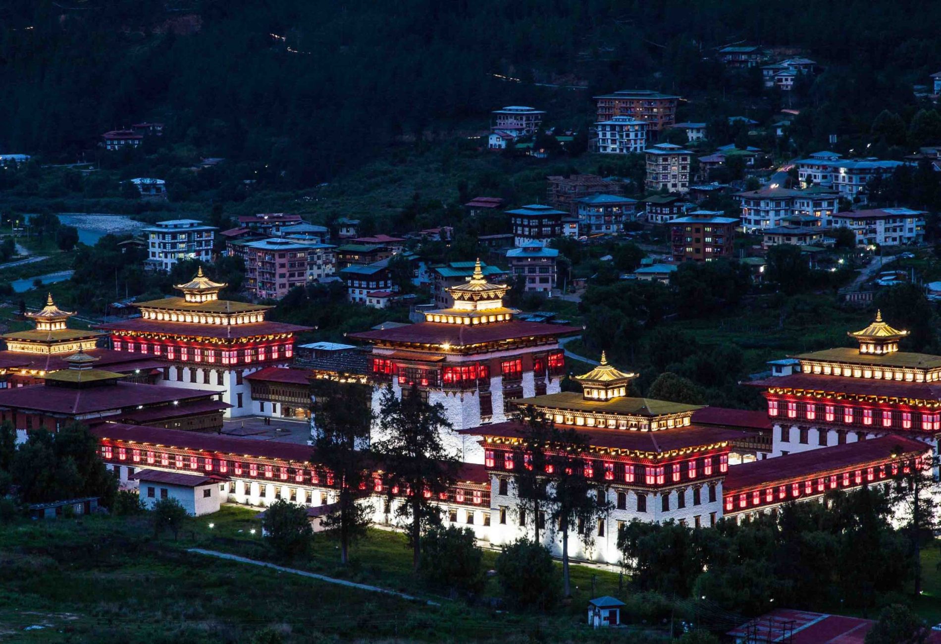 Visit to Tashichho Dzong